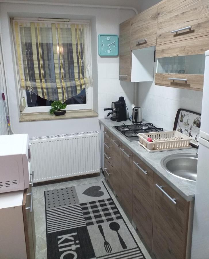 Fiesta Apartman Miskolc Exterior photo